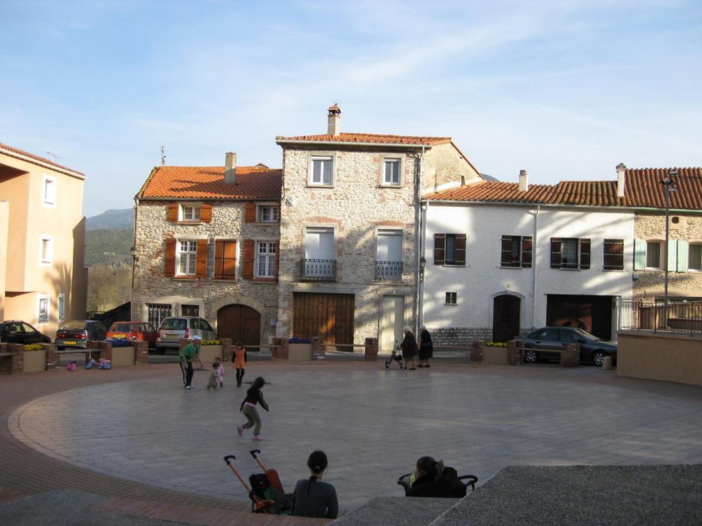 Appartement Centre Ville Du Boulou Pour 2 Adultes-2 Enfants- Check In 17H-21H--Juillet-Aout Reservation De 7 Jours Mini Le Boulou Exteriör bild